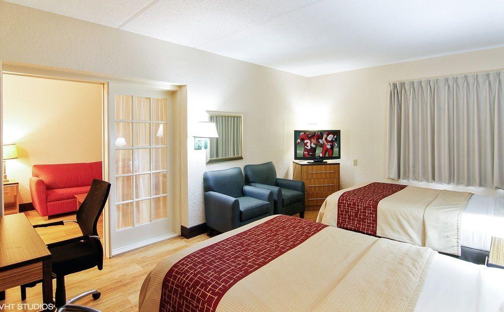 Red Roof Inn Plus+ Jacksonville - Southpoint Exterior foto