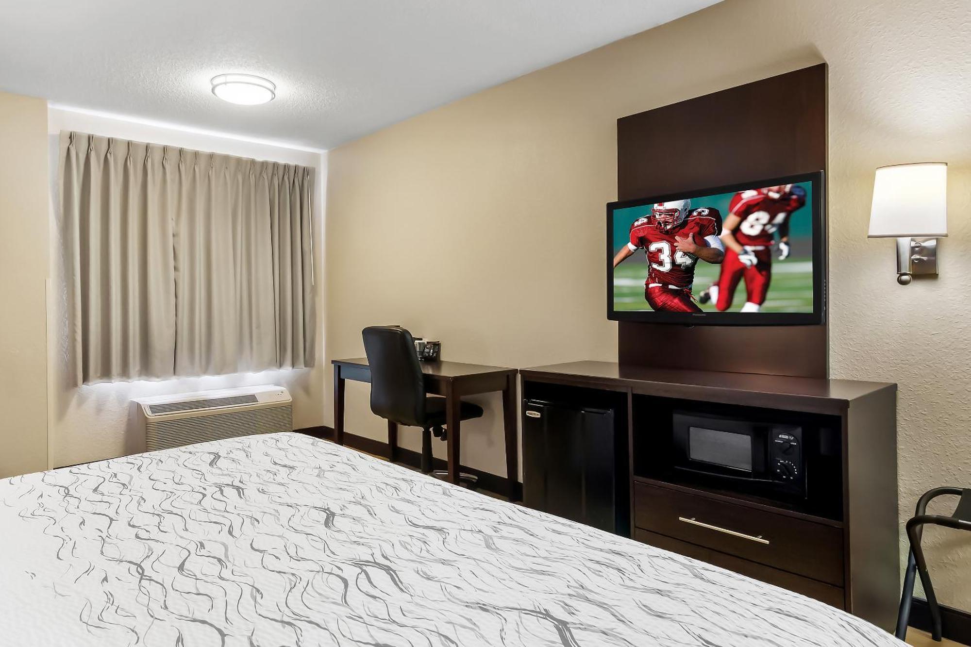 Red Roof Inn Plus+ Jacksonville - Southpoint Exterior foto